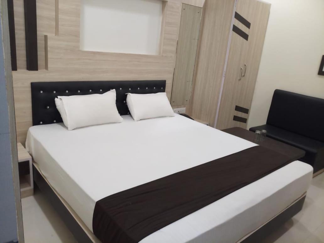 Hotel R K Residency Muzaffarpur Exterior foto